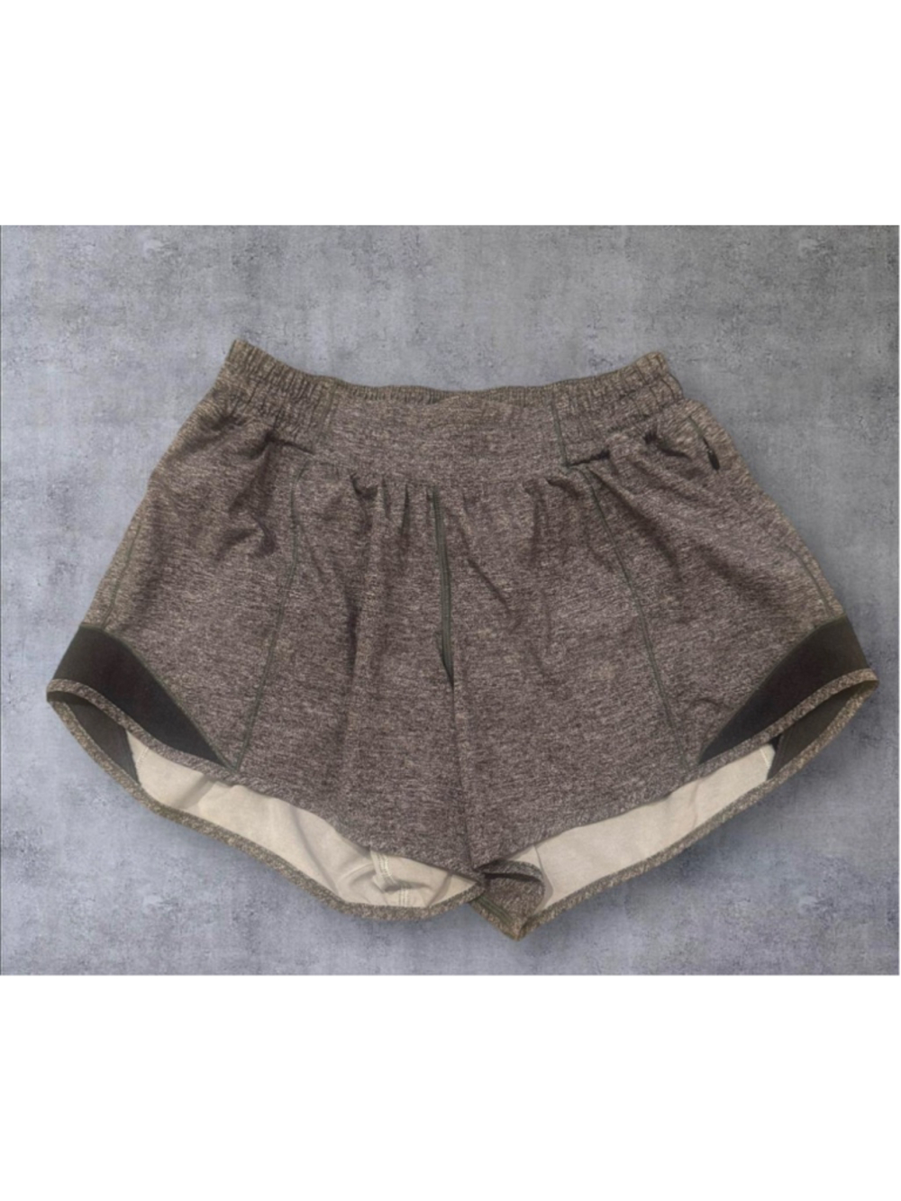 Women's Lululemon Gray Black Athletic Shorts Size 6 tall